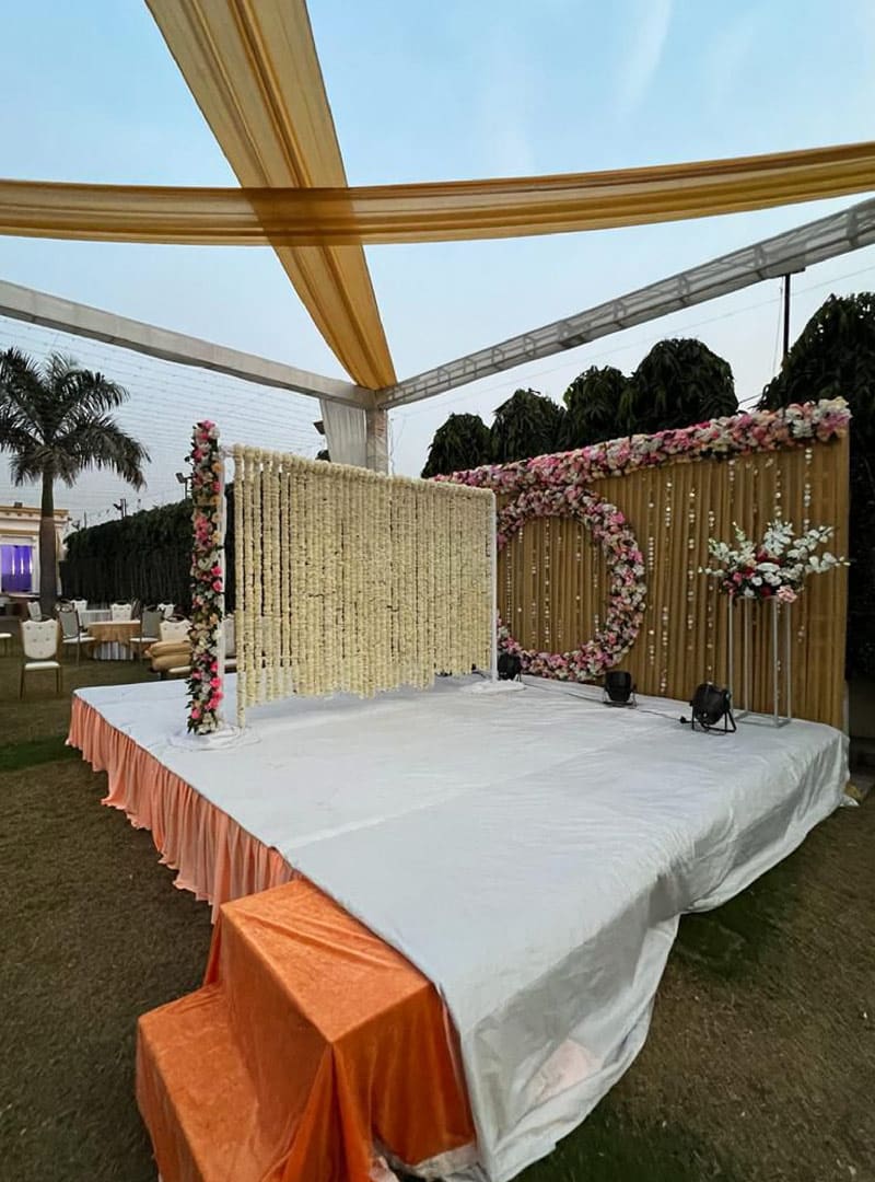 banquet hall in delhi with price